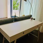 Daire Im Zentrum Von Ruhig Gelegen Mit Parkplatz Und Balkon Fuer Bis Zu 4 Gaeste *