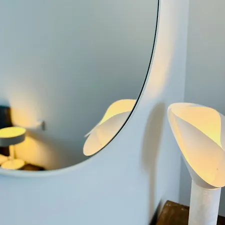 Apartment Residery - Dein Zentrales In Urbanem Chic Mit Balkon Straubing