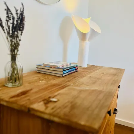 Residery - Dein Zentrales In Urbanem Chic Mit Balkon Apartment