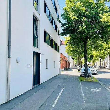Apartment Residery - Dein Zentrales In Urbanem Chic Mit Balkon Straubing